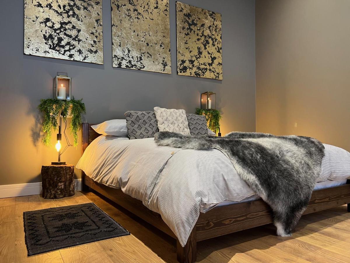 Quirky, Luxury Hideaway Villa Llanbrynmair Exteriör bild